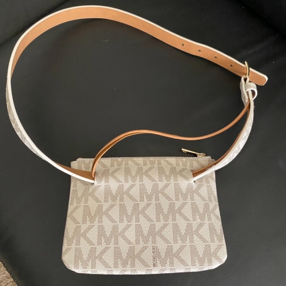 Michael Kors waist bag - Picture 2 of 2